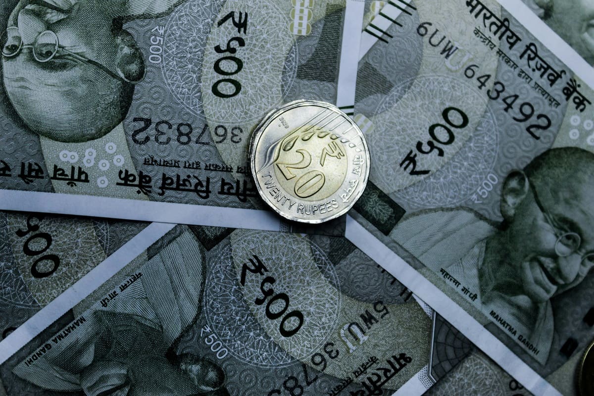 A coin on cash notes
