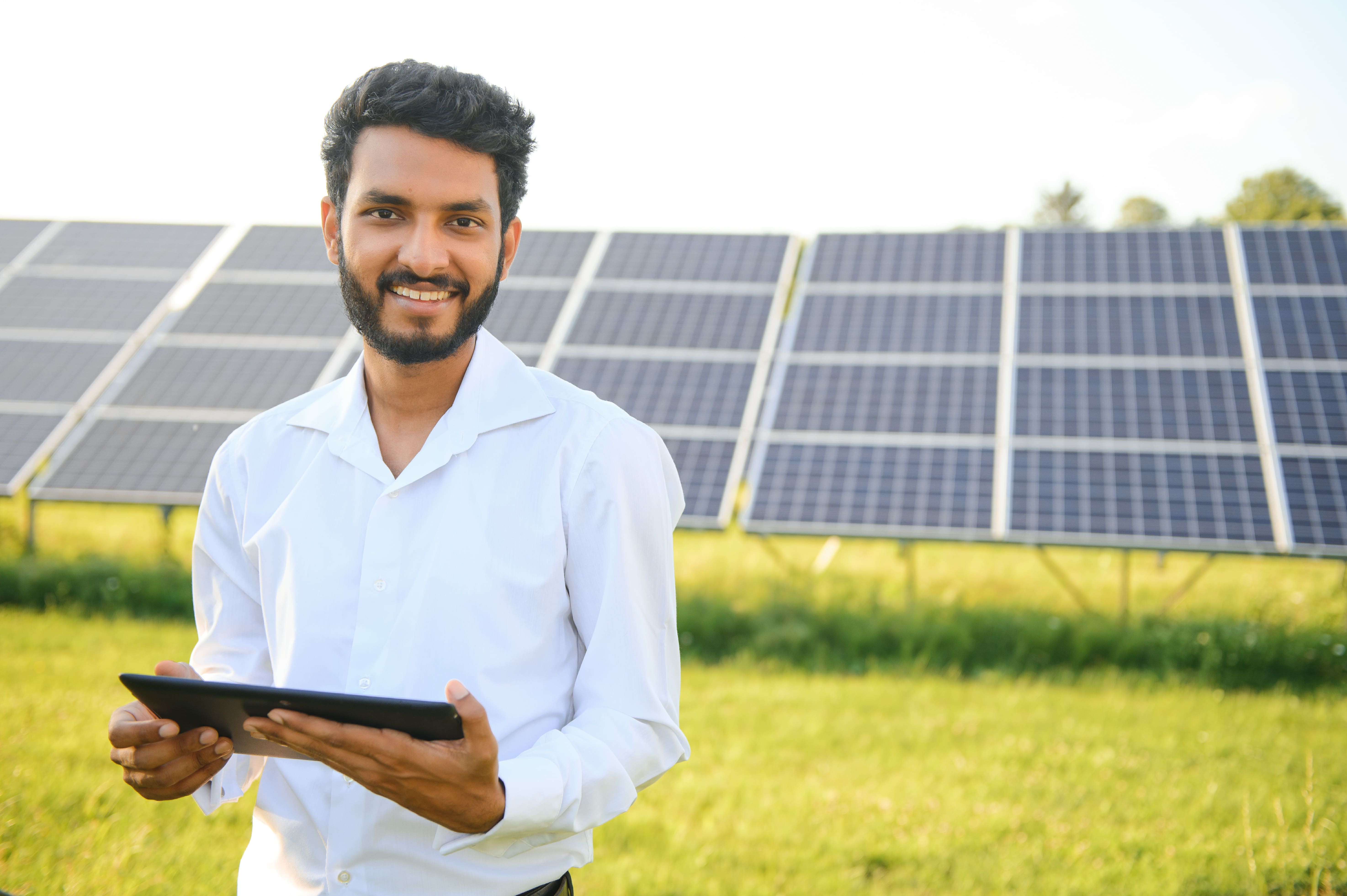 Solar Panel Business Opportunities: How to Tap into the Growing Renewable Energy Market