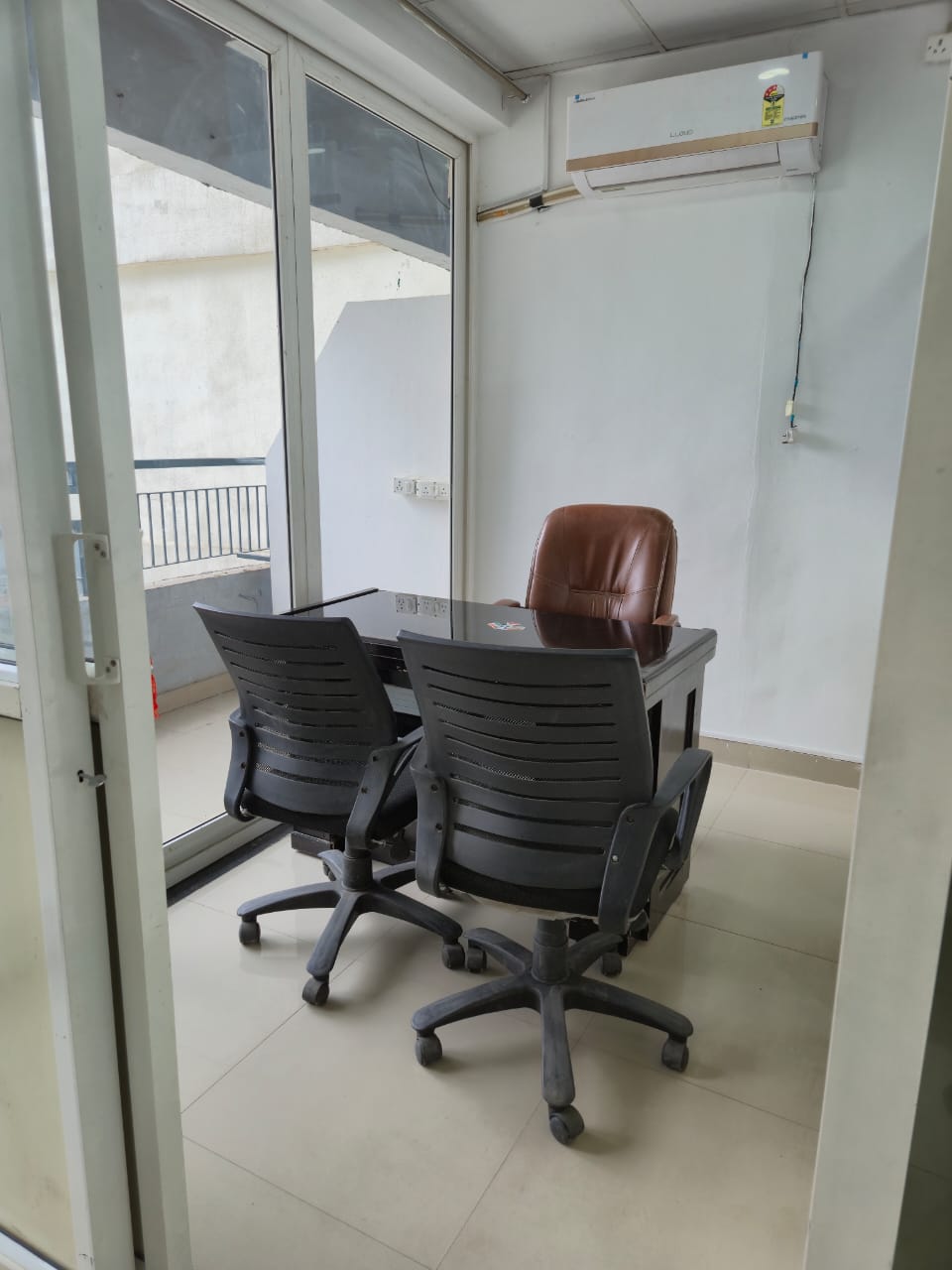 Noida Sec - 4